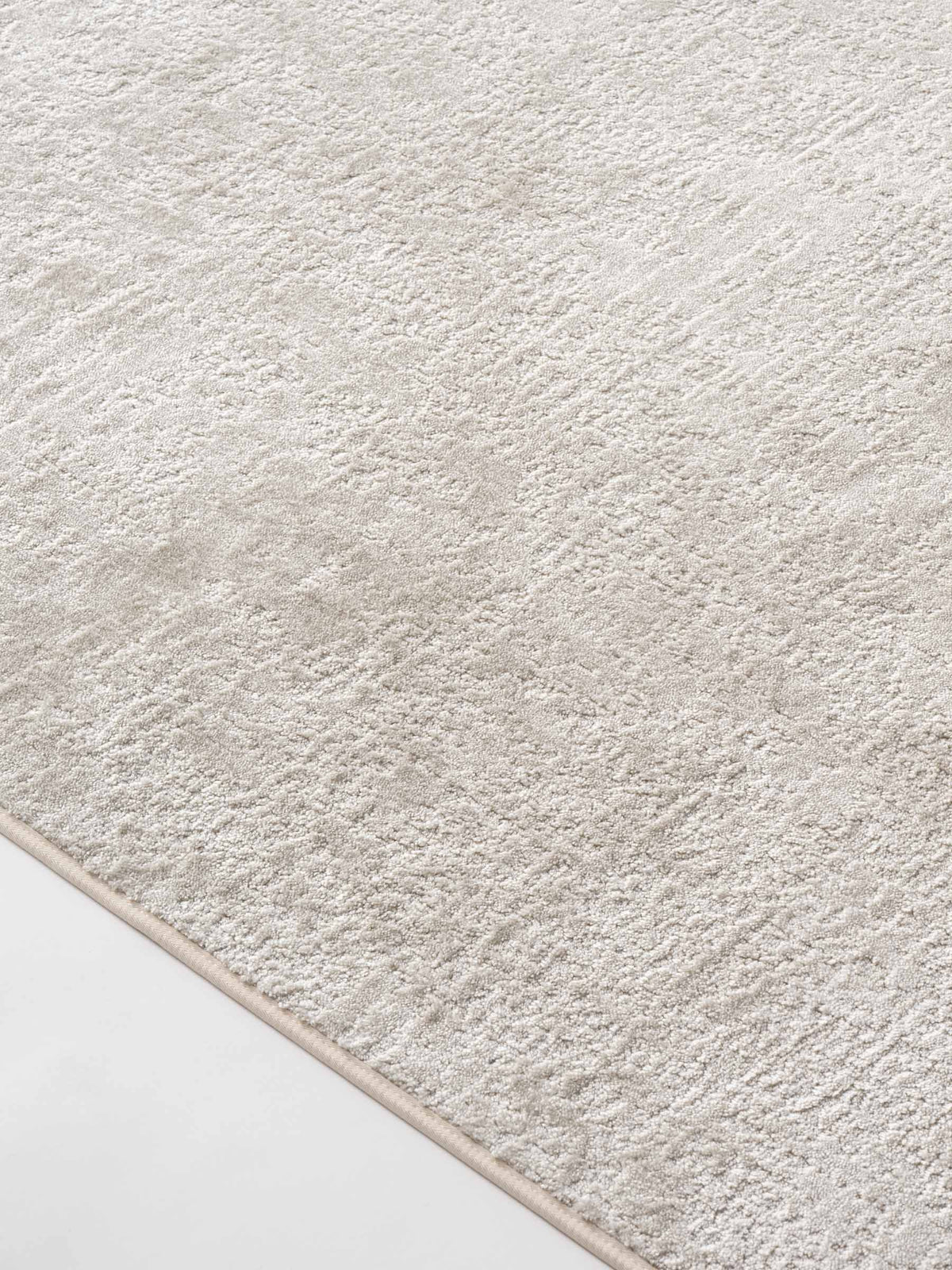 Airo soft pile rug in Silk White – NORUM