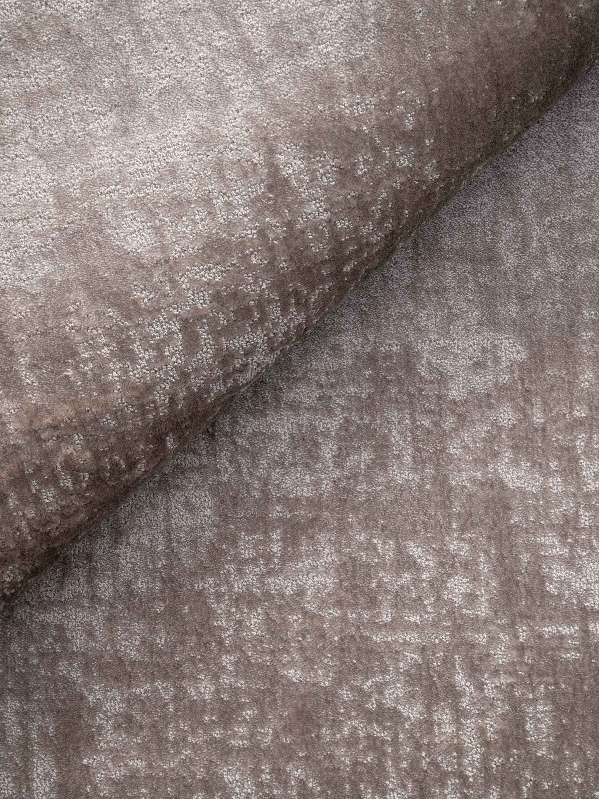 Airo soft pile rug in Velvet Sand – NORUM