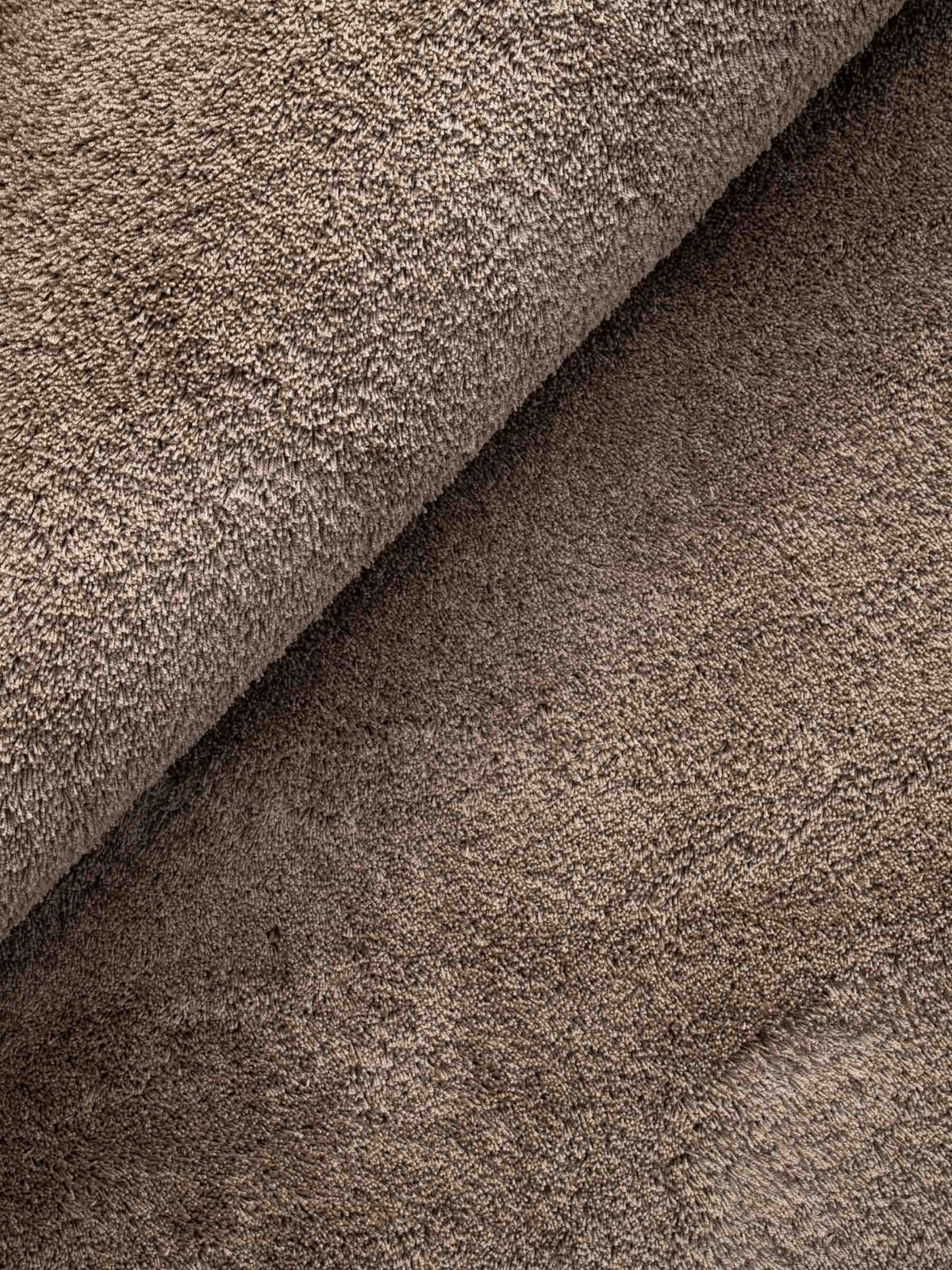 Avela soft pile rug in Calm Taupe – NORUM