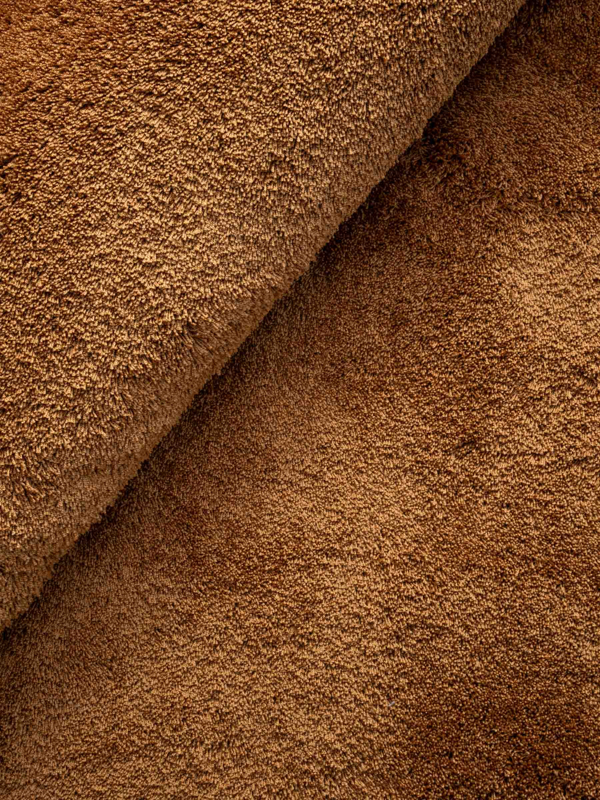 Avela soft pile rug in Clay Copper – NORUM