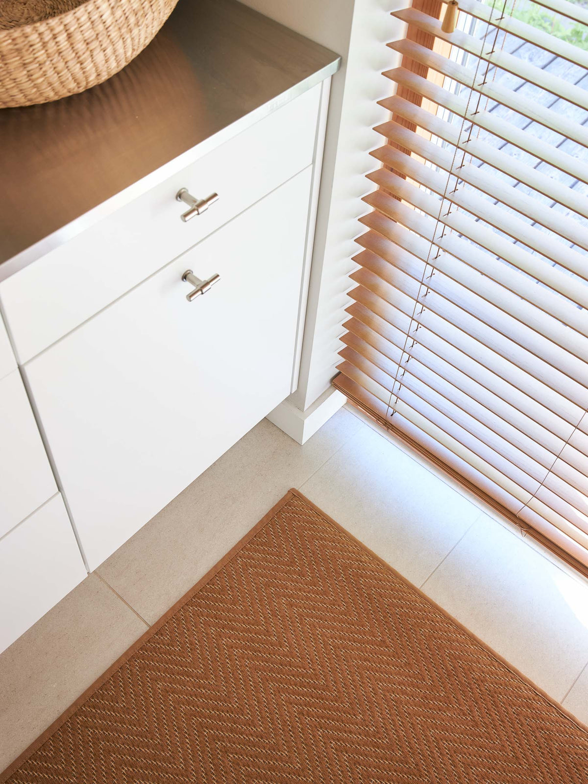 Selva rug in Earth Copper – NORUM