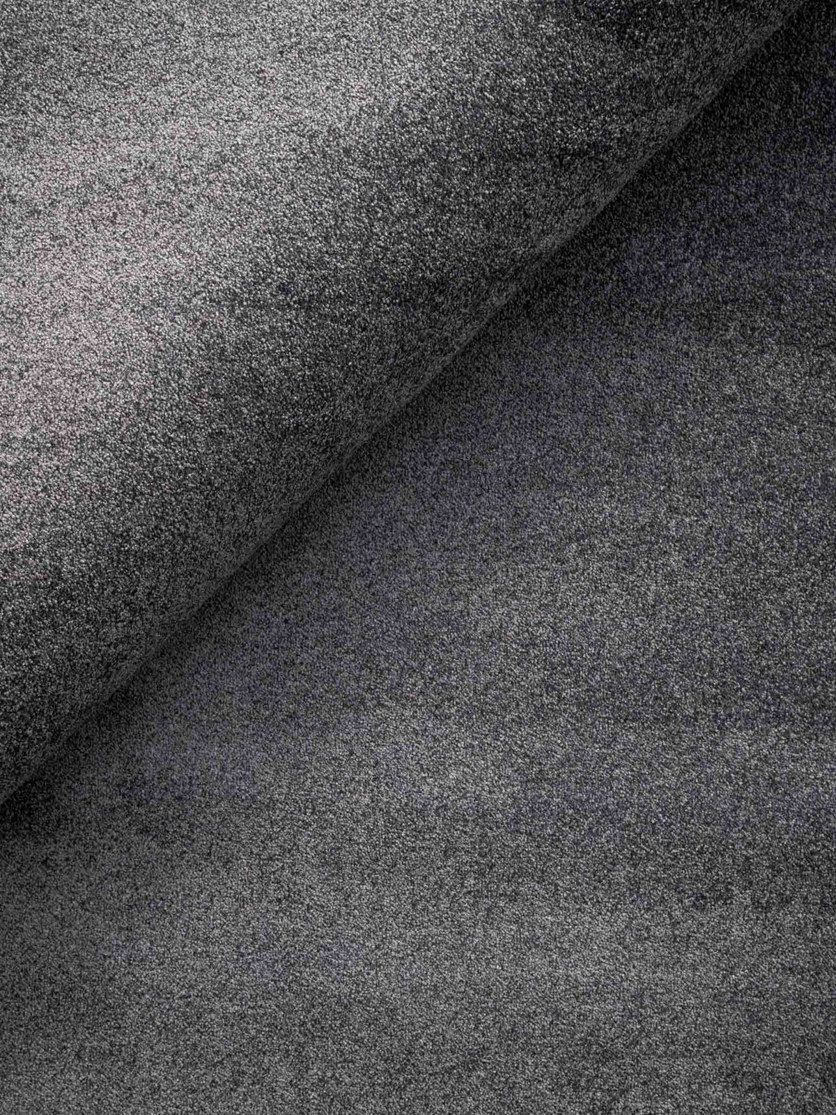 Nuva soft pile rug in Dark Grey – NORUM