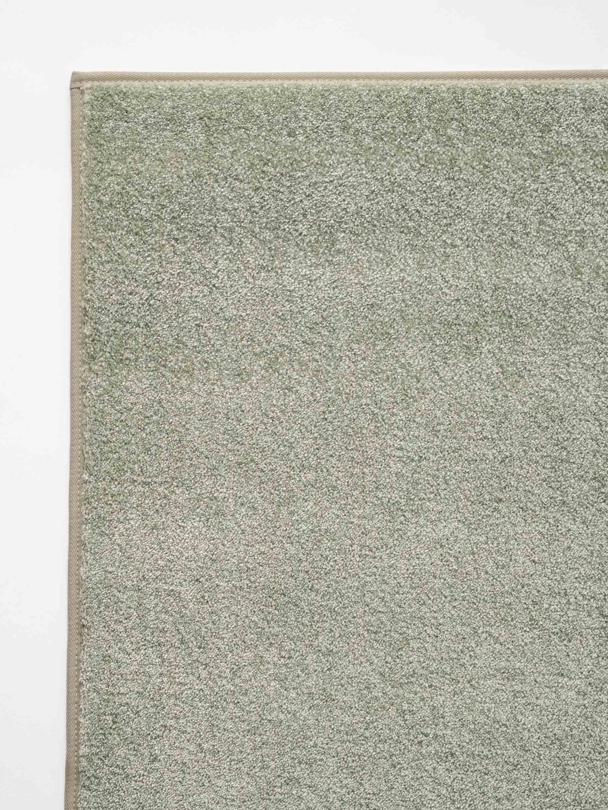 Nuva soft pile rug in Light Green – NORUM