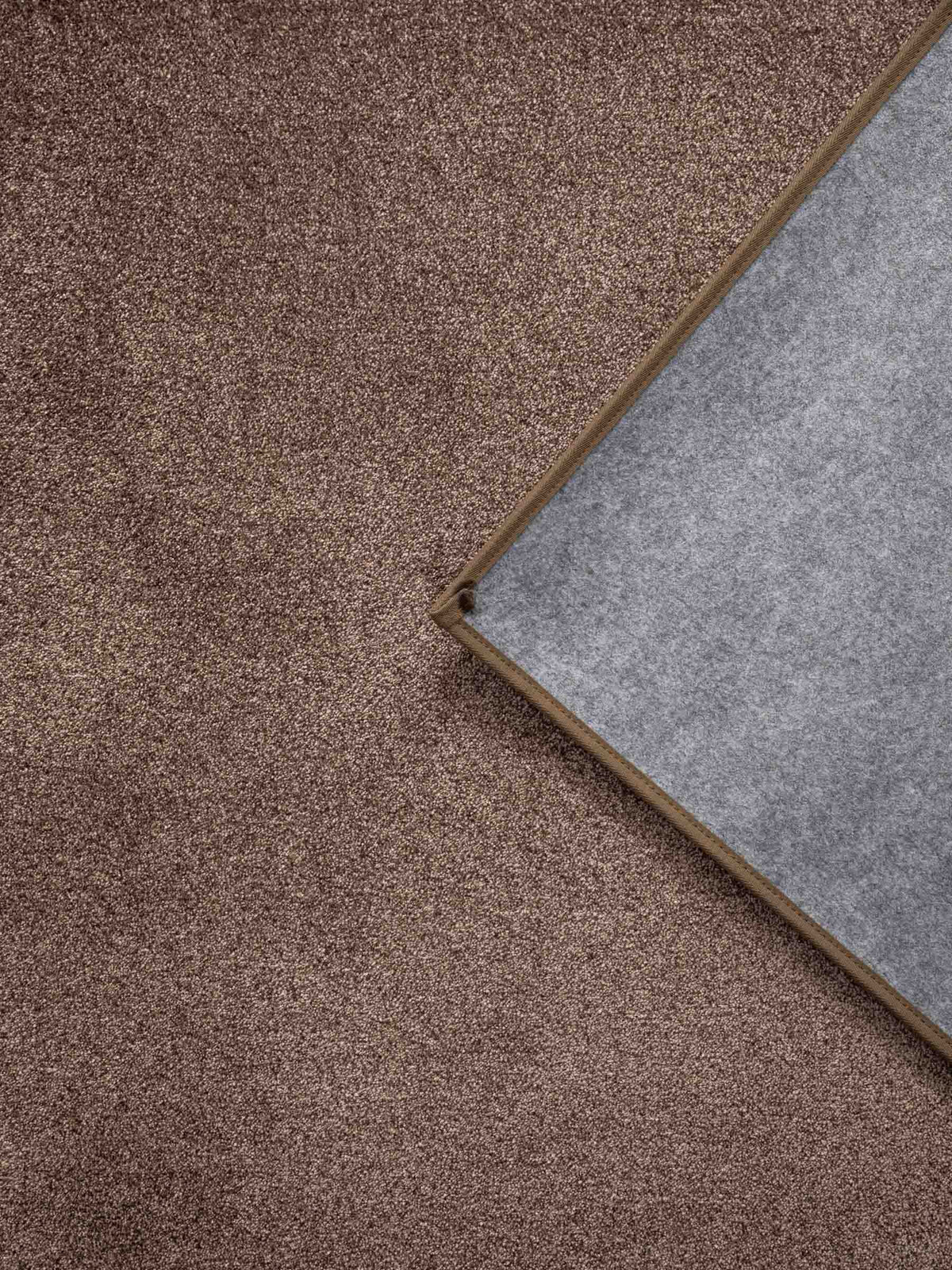 Nuva soft pile rug in Muted Brown – NORUM