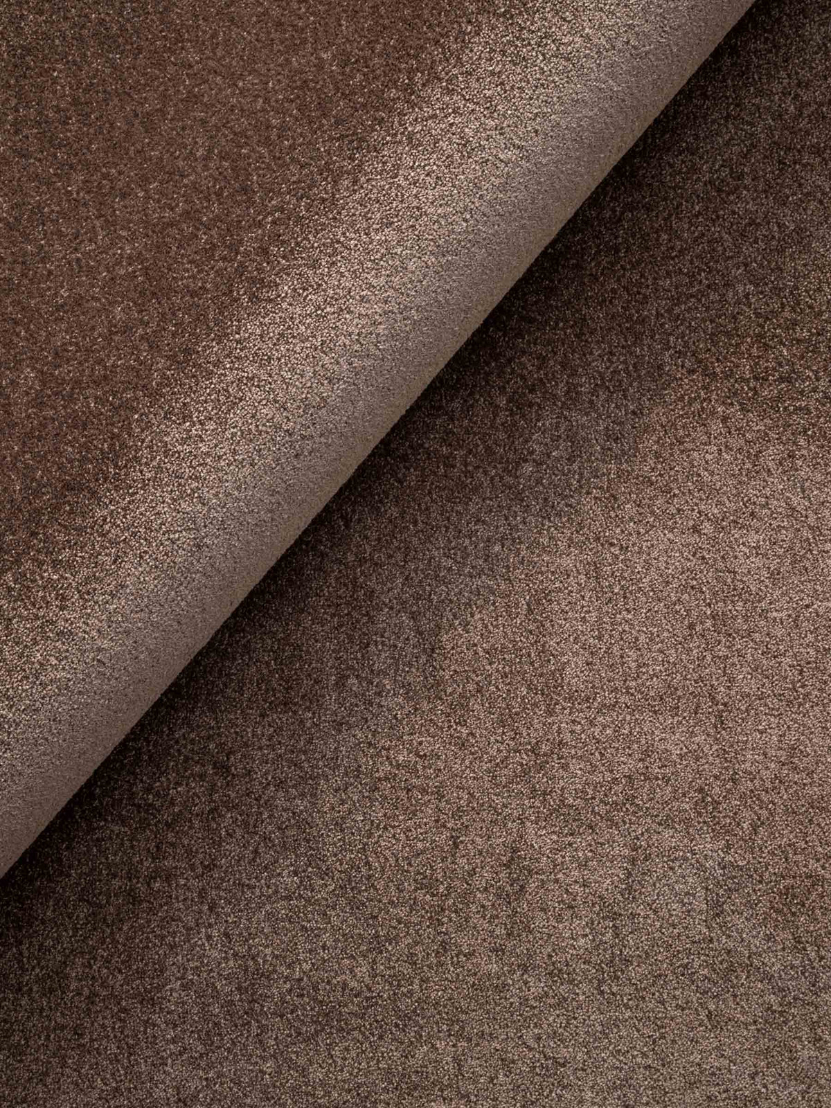 Nuva soft pile rug in Muted Brown – NORUM