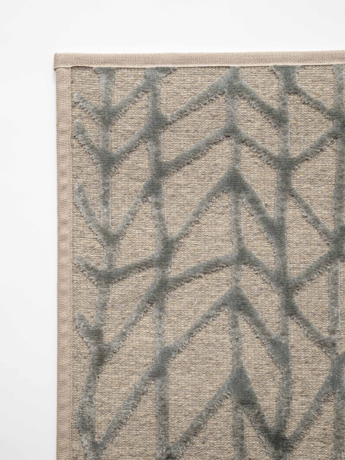 Rova wool rug in Mist Silver – NORUM
