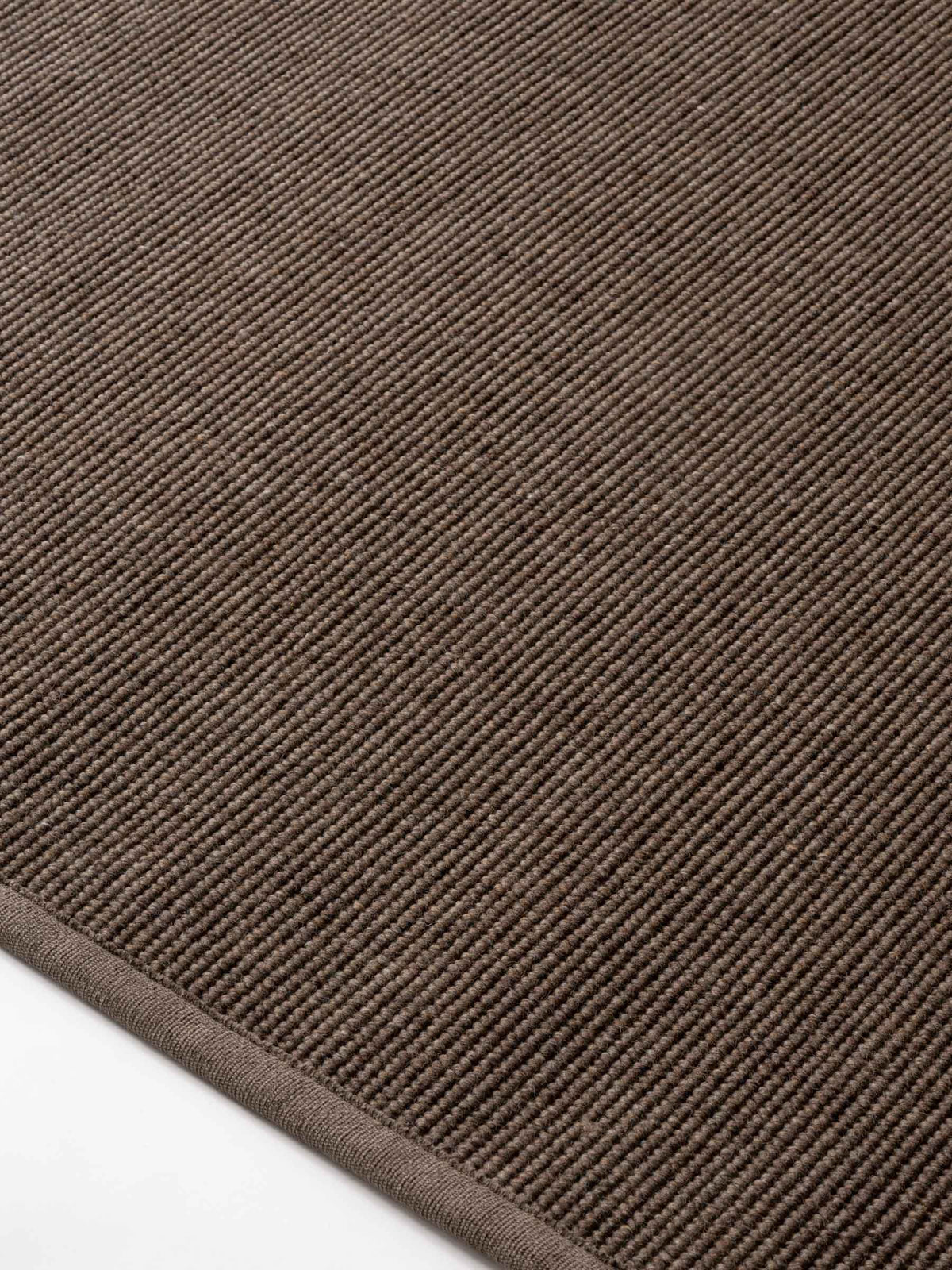 Sarea wool rug in Muted Taupe – NORUM
