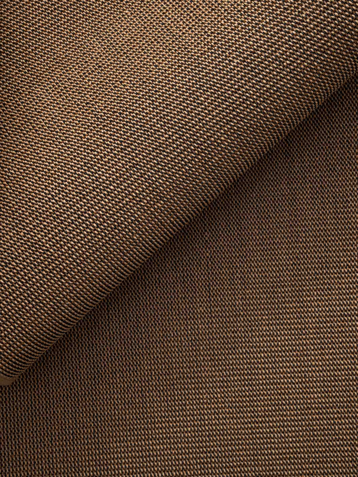 Vale paper yarn rug in Soft Black – NORUM