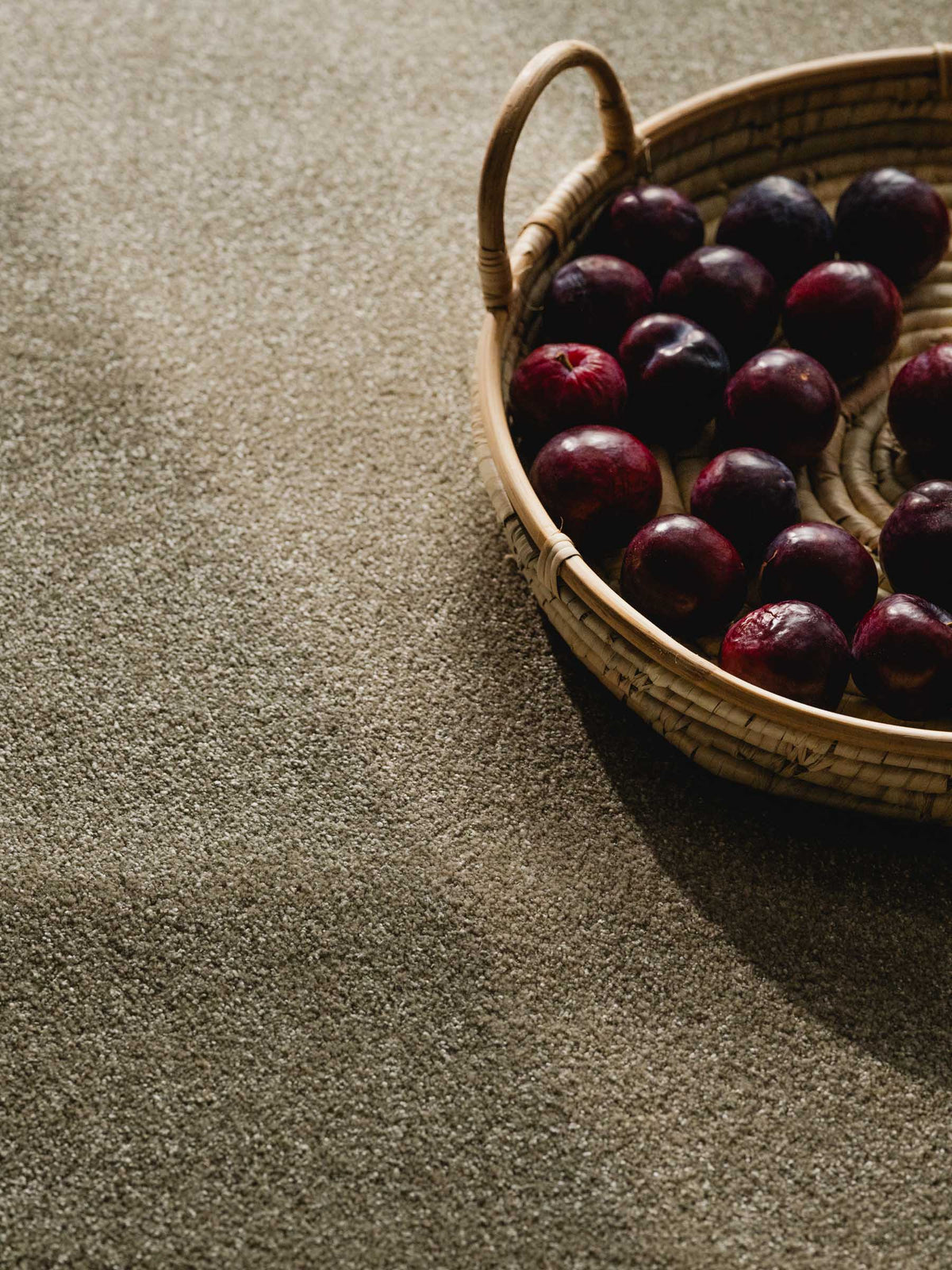 Nuva rug in Dusty Sand – NORUM