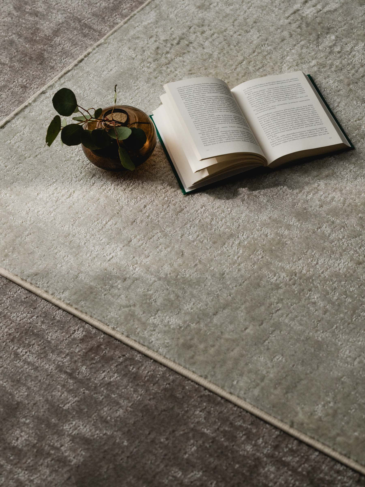 Airo - Silk White