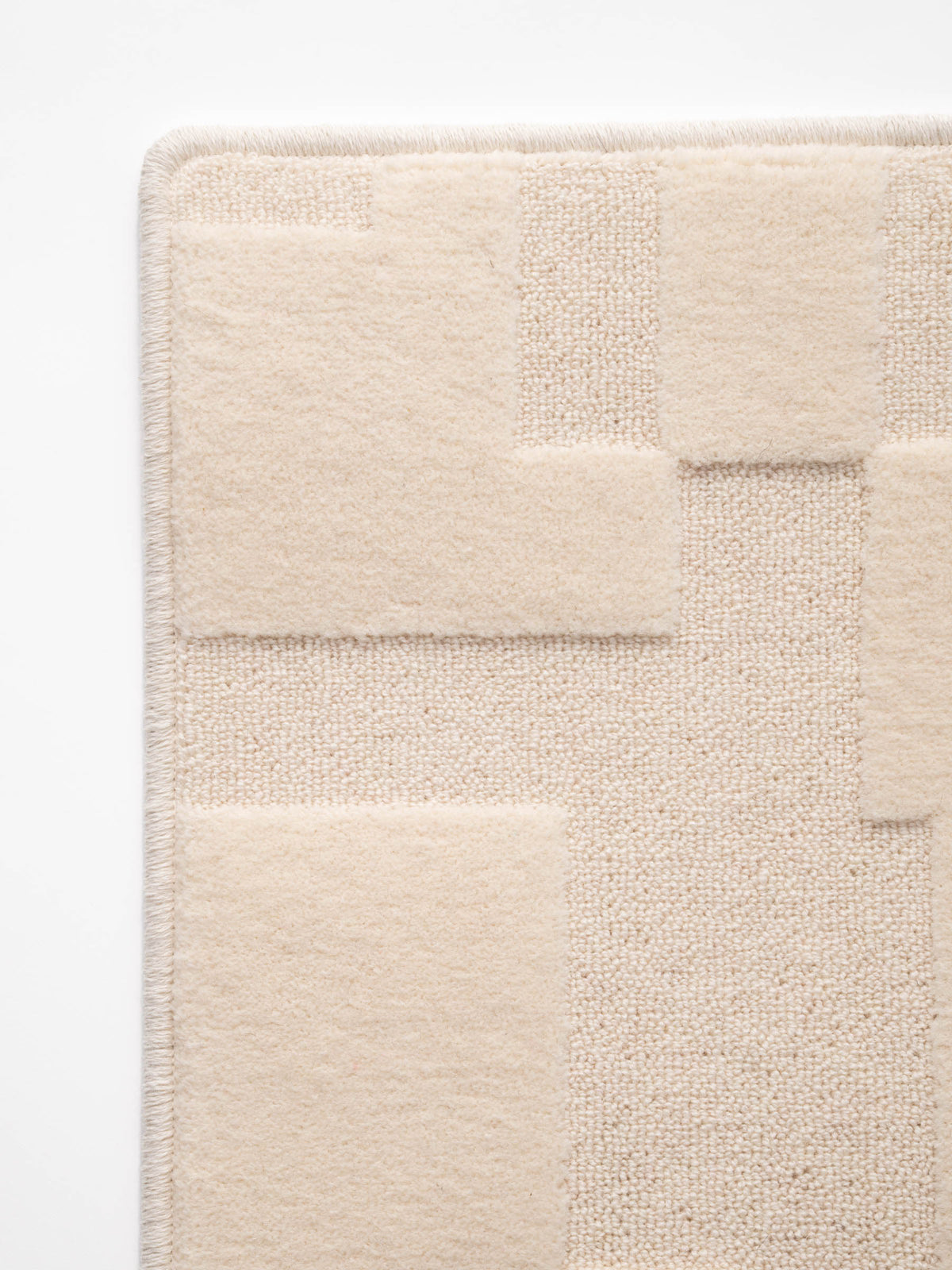 Arlo wool rug in Cream White – NORUM