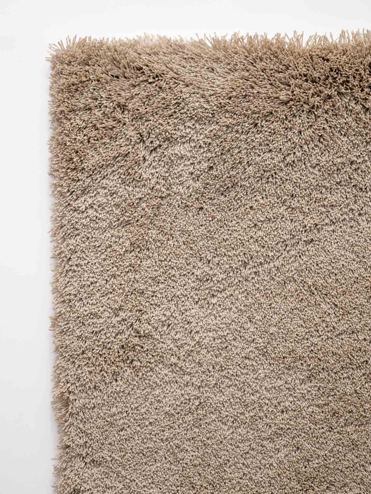 Avela soft pile rug in Oat Beige – NORUM
