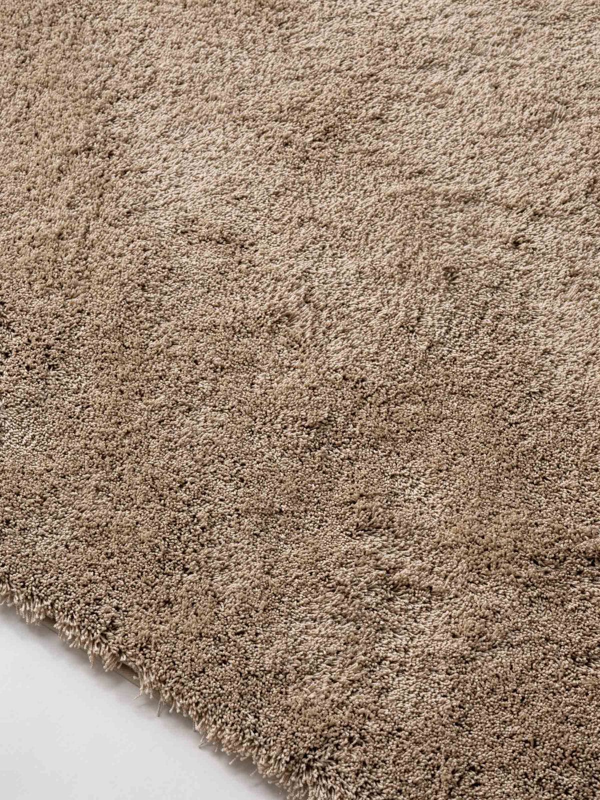 Avela soft pile rug in Oat Beige – NORUM