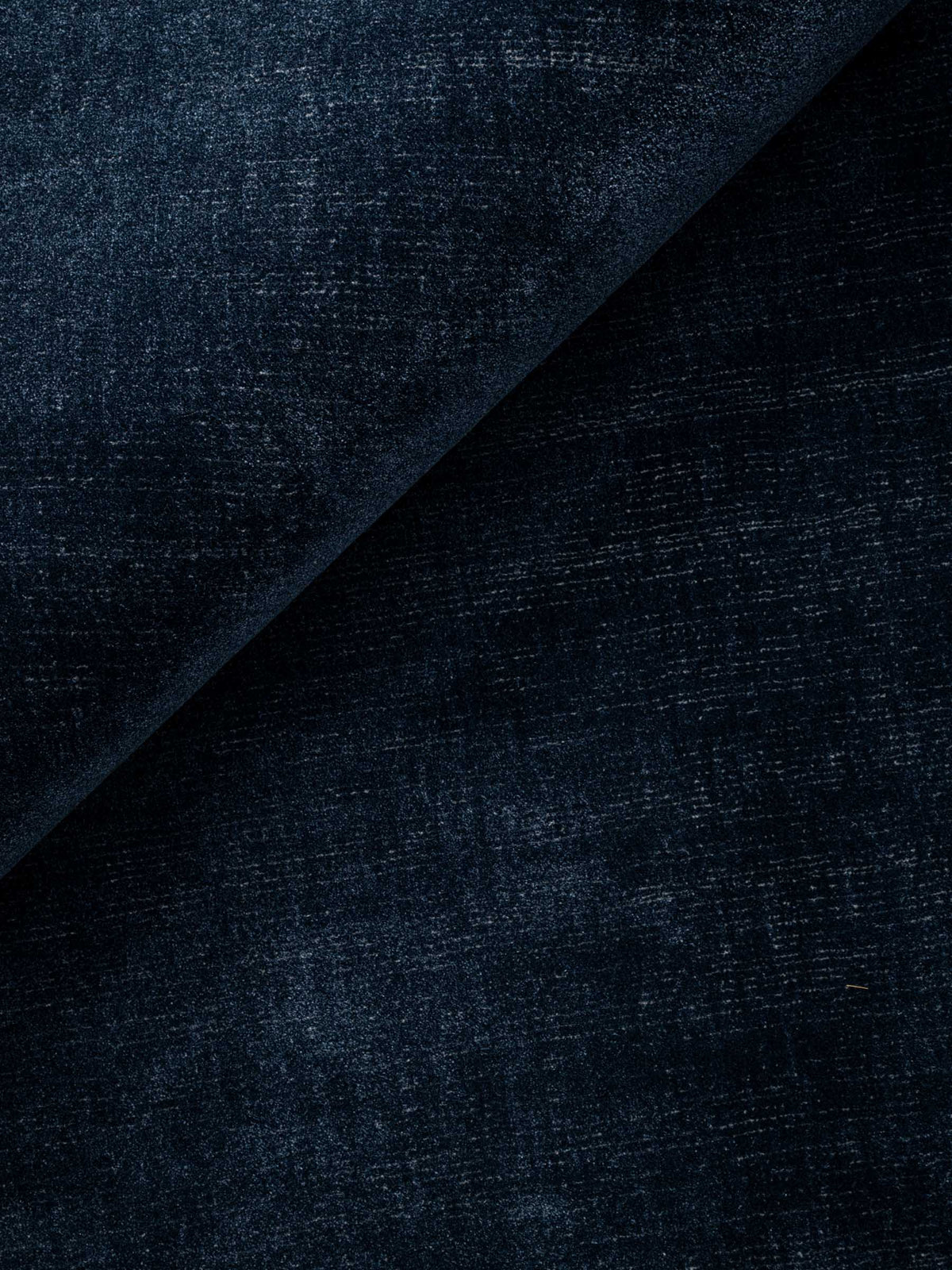 Elora soft pile rug in Indigo Blue – NORUM