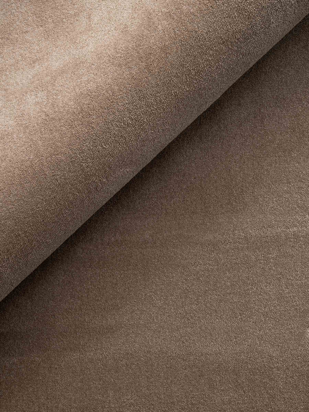 Noemi soft pile rug in Soft Brown – NORUM