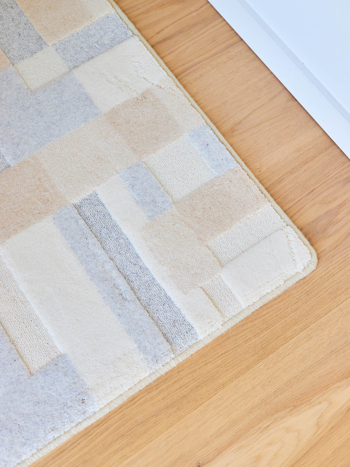 Arlo wool rug in Oat Beige – NORUM