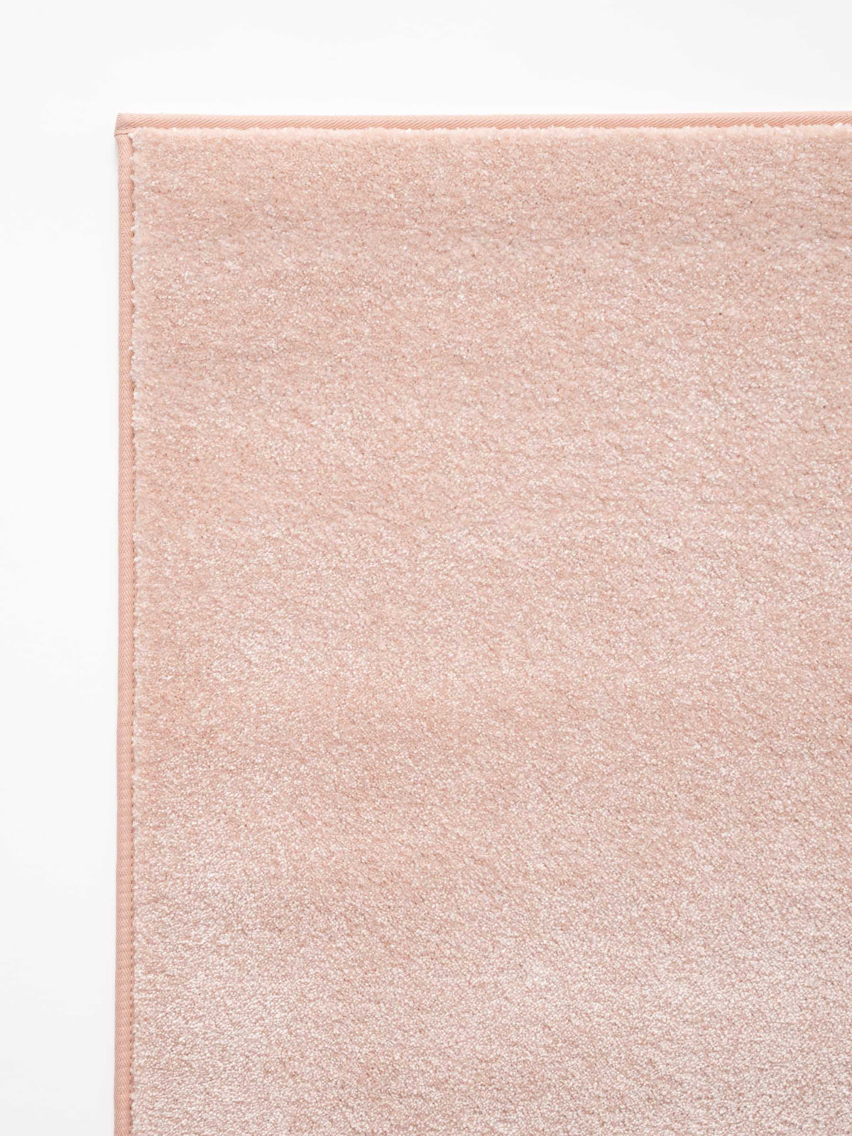 Nuva soft pile rug in Calm Rose – NORUM