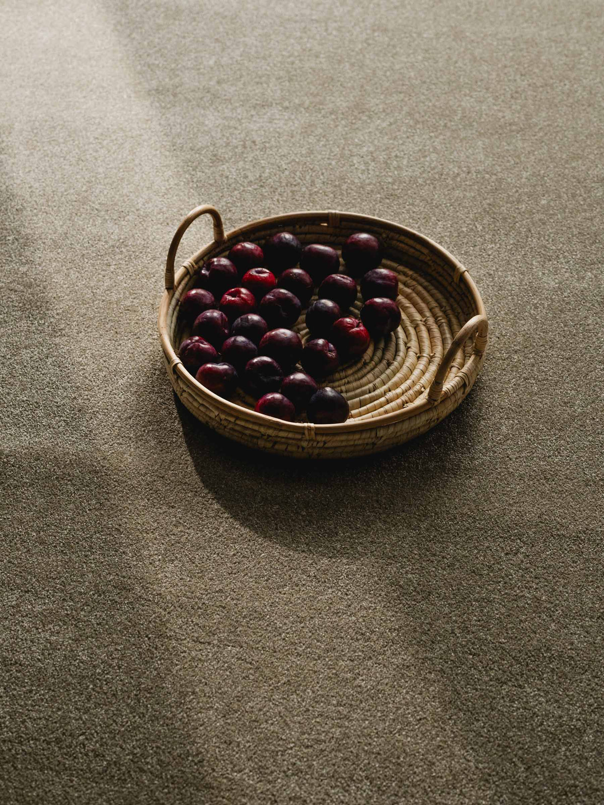 Nuva soft pile rug in Dusty Sand – NORUM