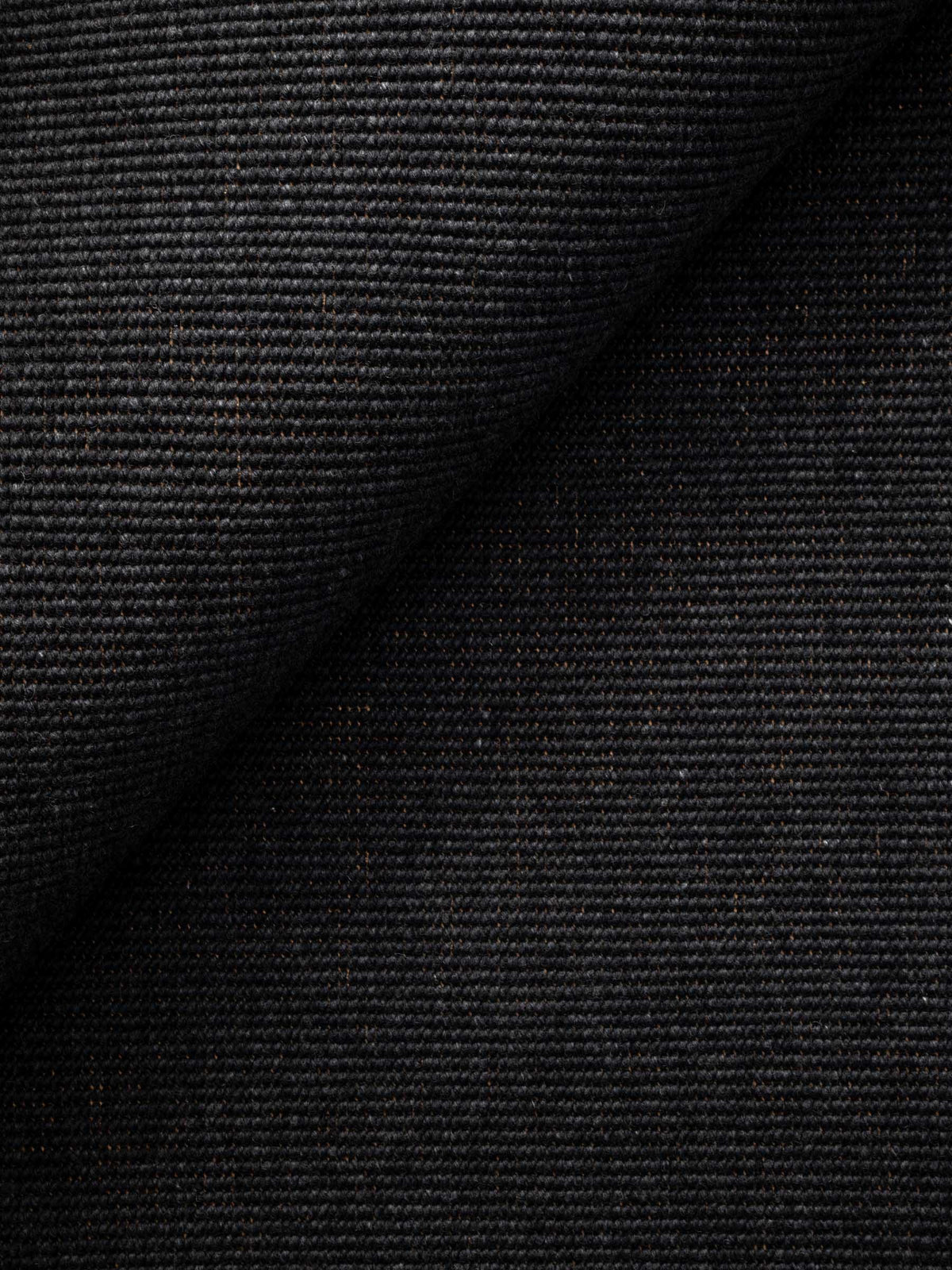 Sarea wool rug in Soft Black – NORUM