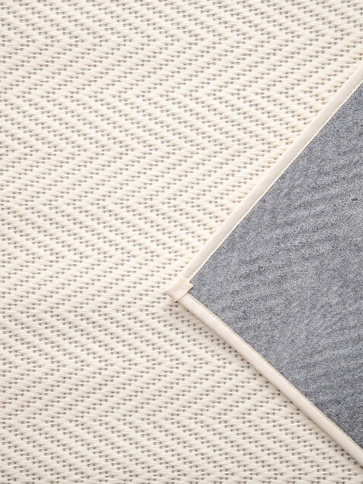 Selva wool rug in Cream White – NORUM