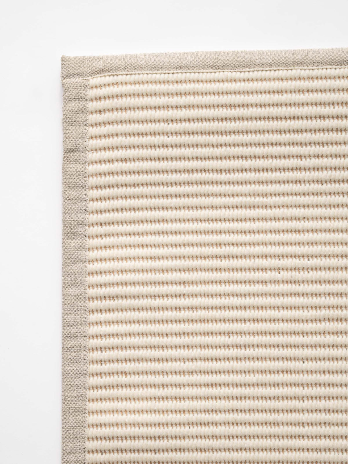 Taive wool rug in Cream White – NORUM