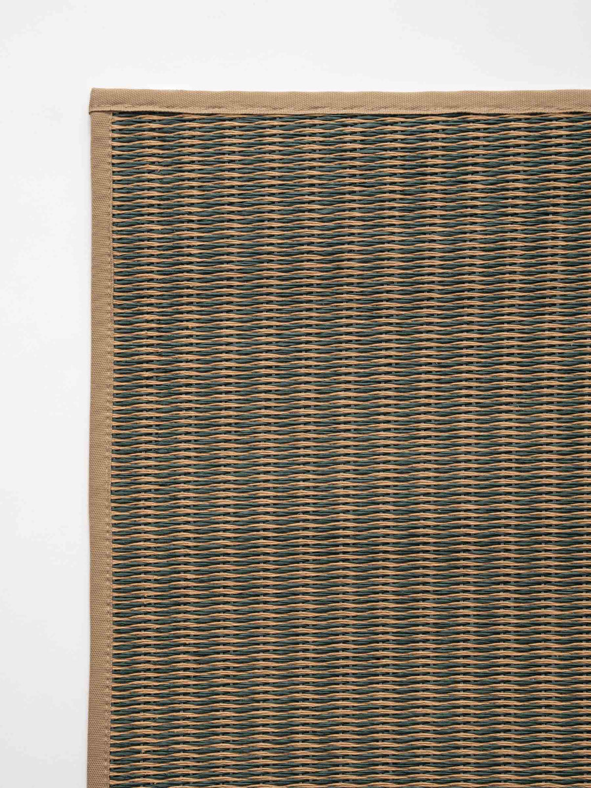 Tera paper yarn rug in Green/Natural – NORUM