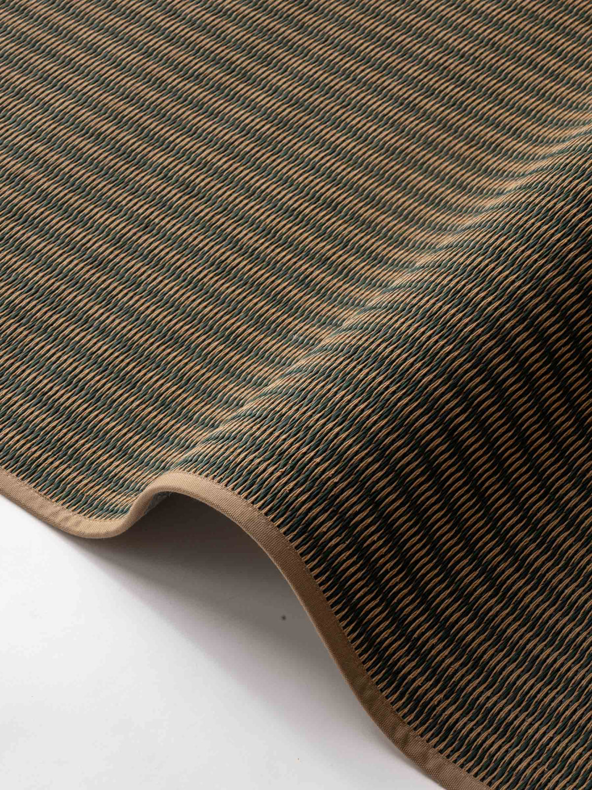 Tera paper yarn rug in Green/Natural – NORUM