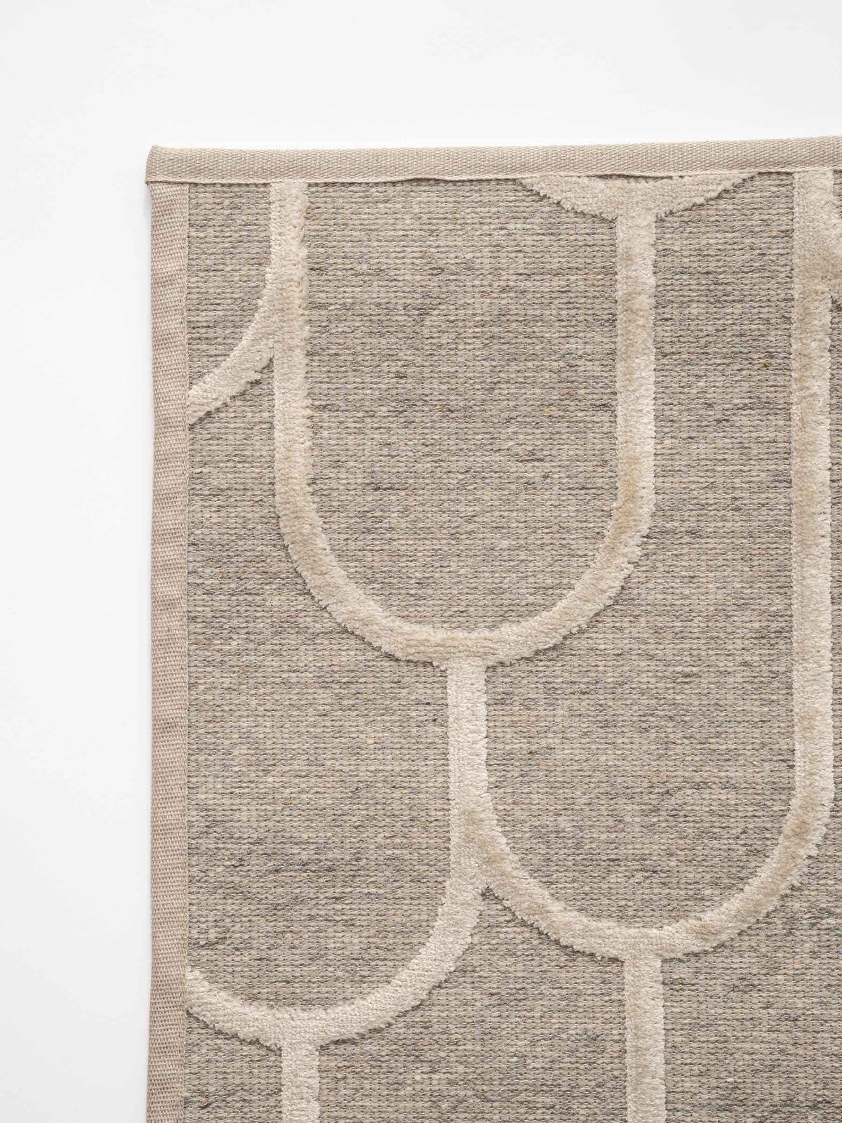 Verto wool rug in Silk Beige – NORUM