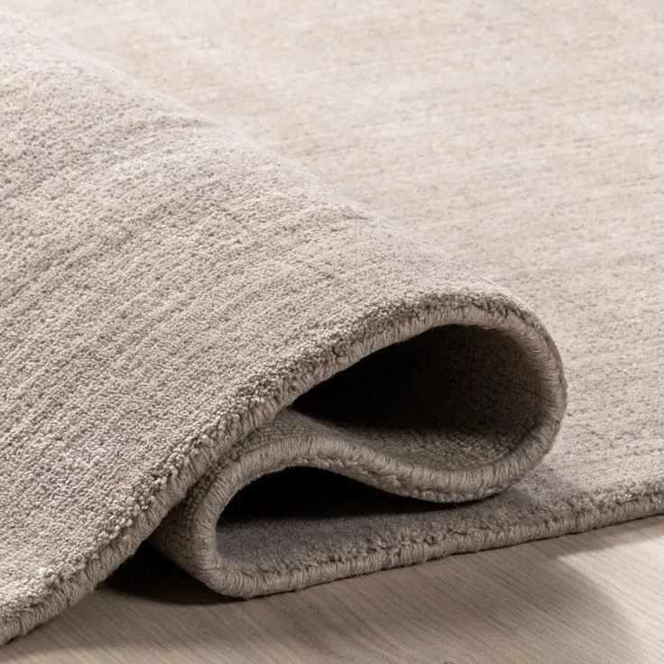 Wool, paper yarn or linen — how to choose